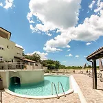 1 Bedroom Stunning In Póla